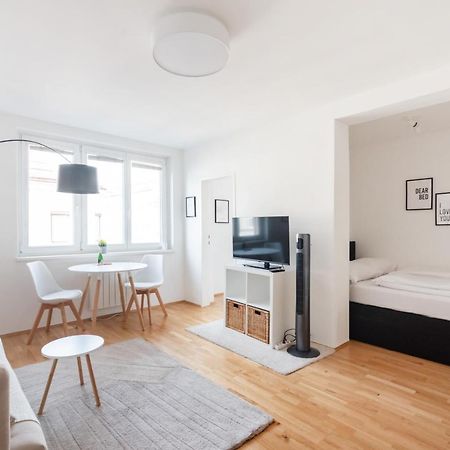 Modern, Bright Studio -Close To The Center In A Quiet Area Vienne Extérieur photo