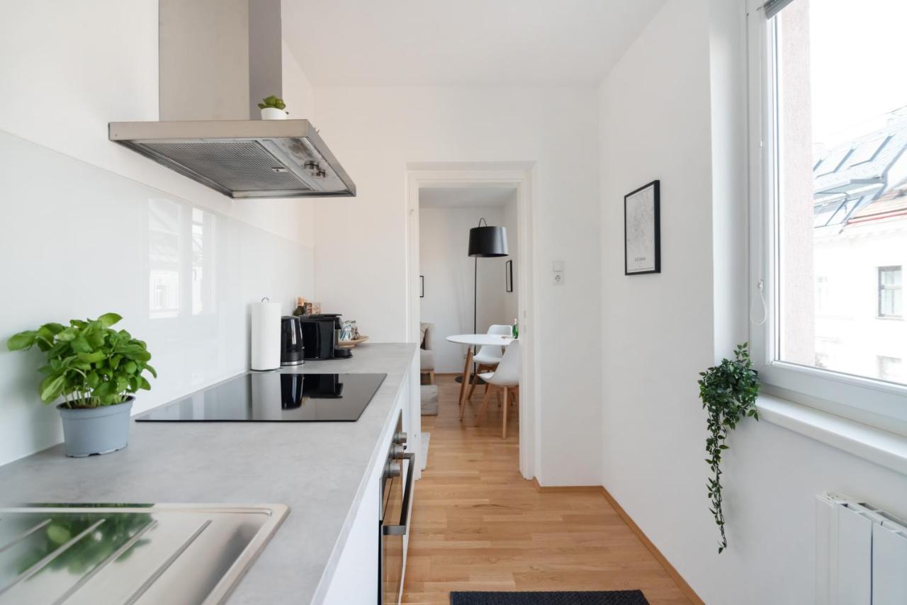 Modern, Bright Studio -Close To The Center In A Quiet Area Vienne Extérieur photo